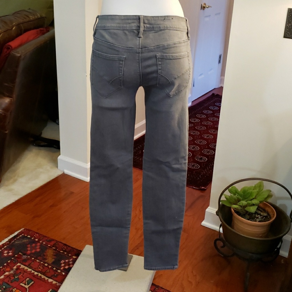 Bullhead Jeans - Picture 3 of 5